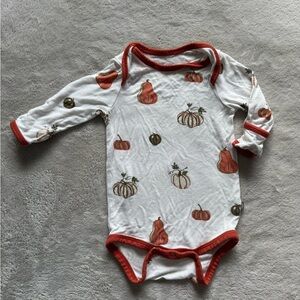 Kyte BABY Pumpkin Bodysuit